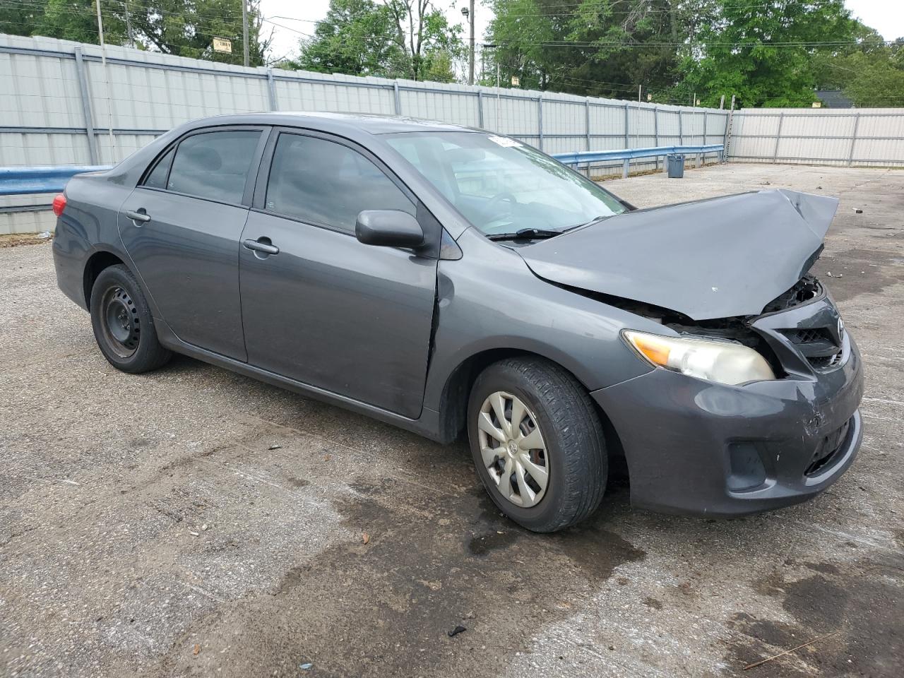 Photo 3 VIN: 2T1BU4EE7BC721708 - TOYOTA COROLLA 