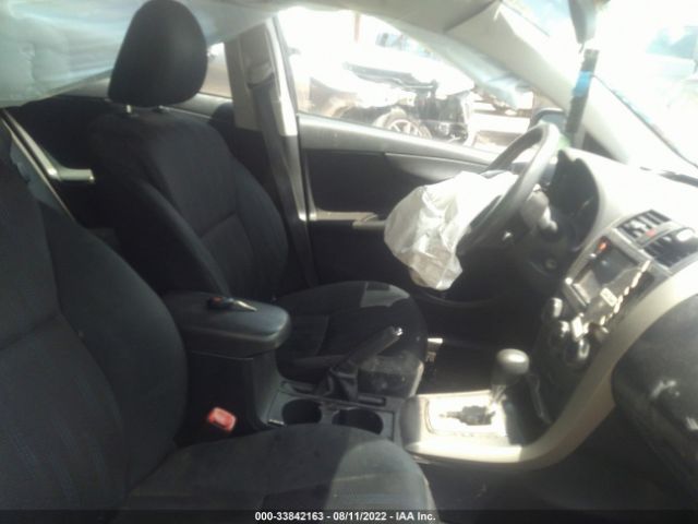 Photo 4 VIN: 2T1BU4EE7BC738914 - TOYOTA COROLLA 