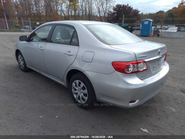 Photo 2 VIN: 2T1BU4EE7BC747032 - TOYOTA COROLLA 