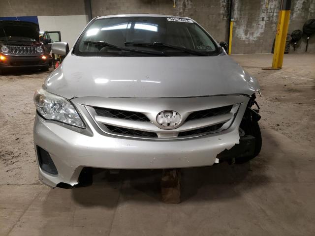 Photo 4 VIN: 2T1BU4EE7CC756556 - TOYOTA COROLLA 