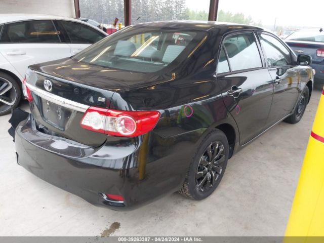 Photo 3 VIN: 2T1BU4EE7CC823155 - TOYOTA COROLLA 