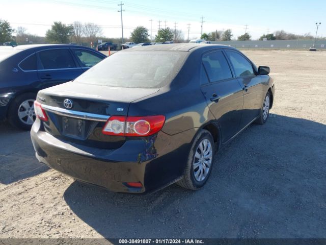 Photo 3 VIN: 2T1BU4EE7CC852039 - TOYOTA COROLLA 