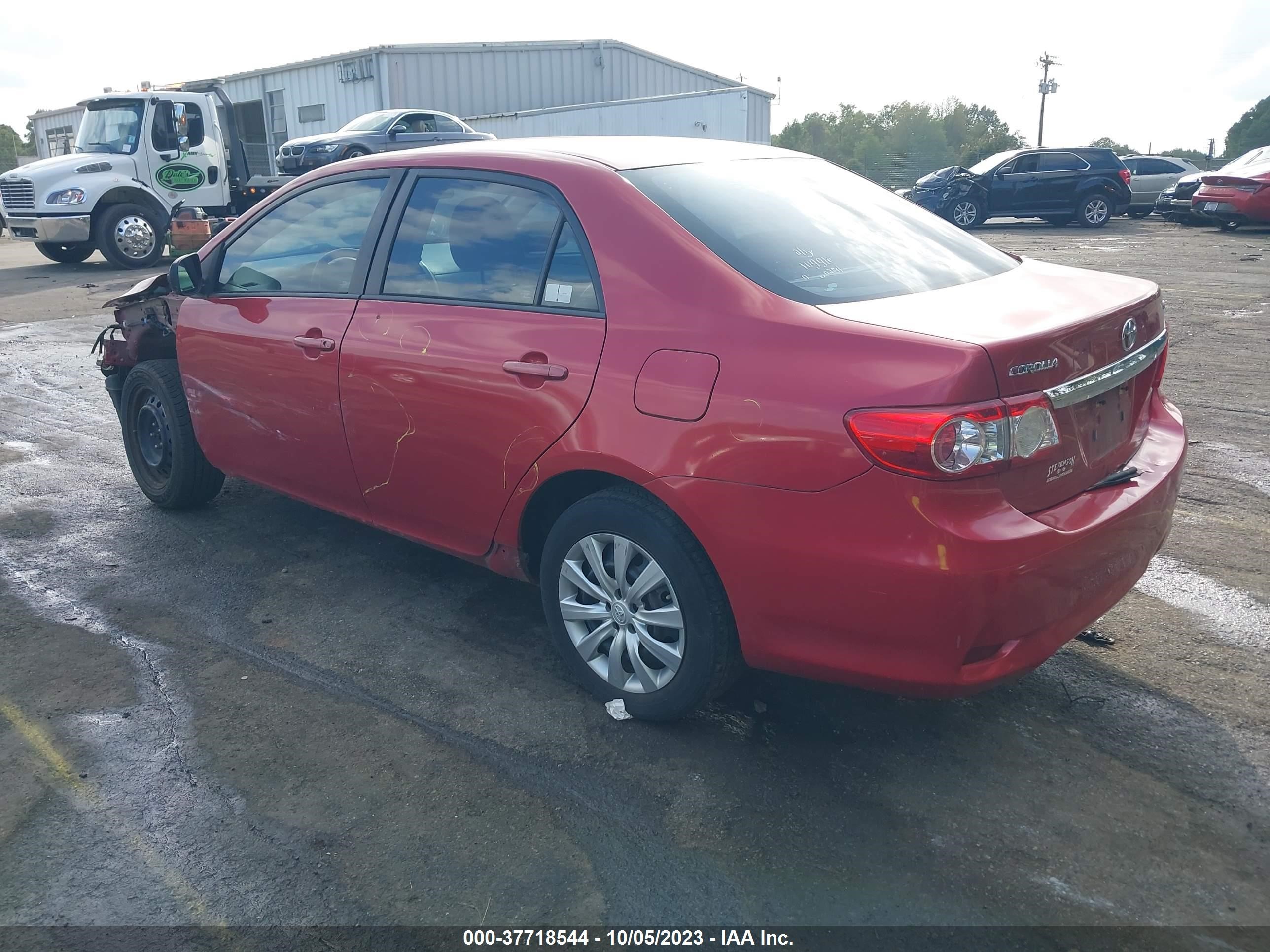 Photo 2 VIN: 2T1BU4EE7CC852249 - TOYOTA COROLLA 