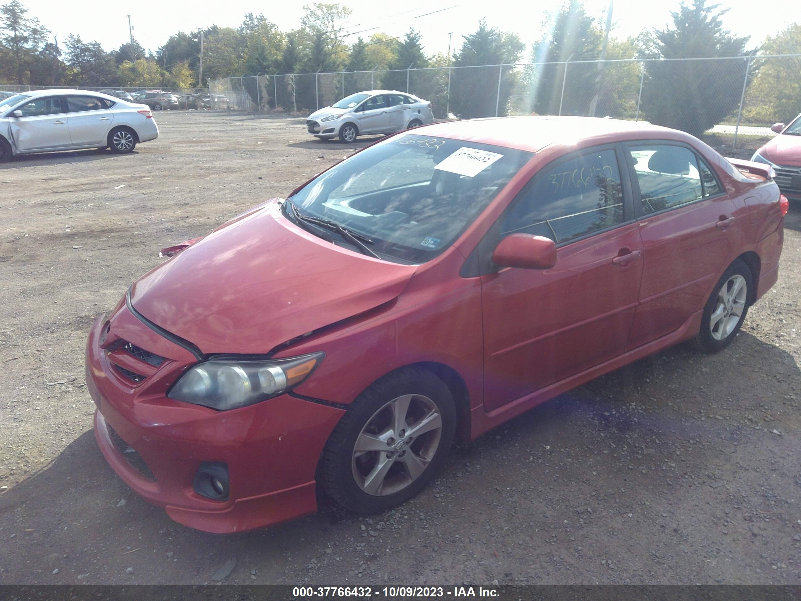 Photo 1 VIN: 2T1BU4EE7CC913969 - TOYOTA COROLLA 