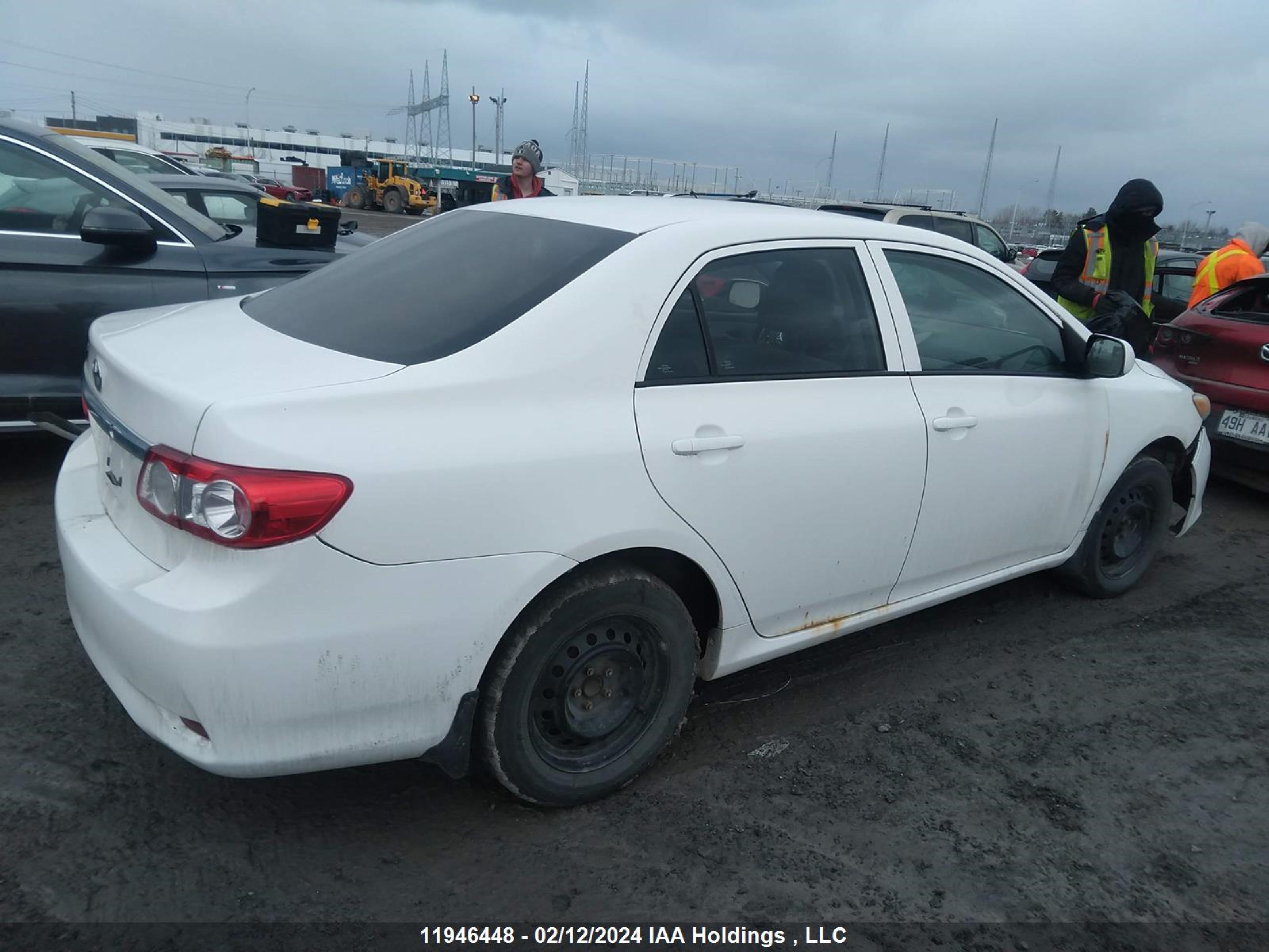 Photo 3 VIN: 2T1BU4EE7DC053749 - TOYOTA COROLLA 