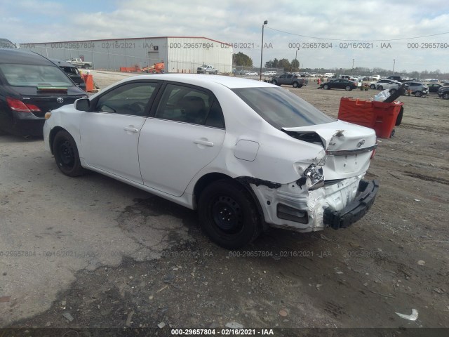 Photo 2 VIN: 2T1BU4EE7DC948755 - TOYOTA COROLLA 