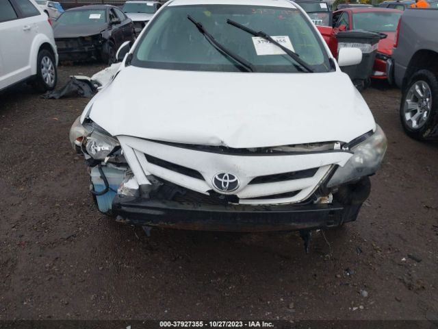 Photo 5 VIN: 2T1BU4EE7DC963577 - TOYOTA COROLLA 