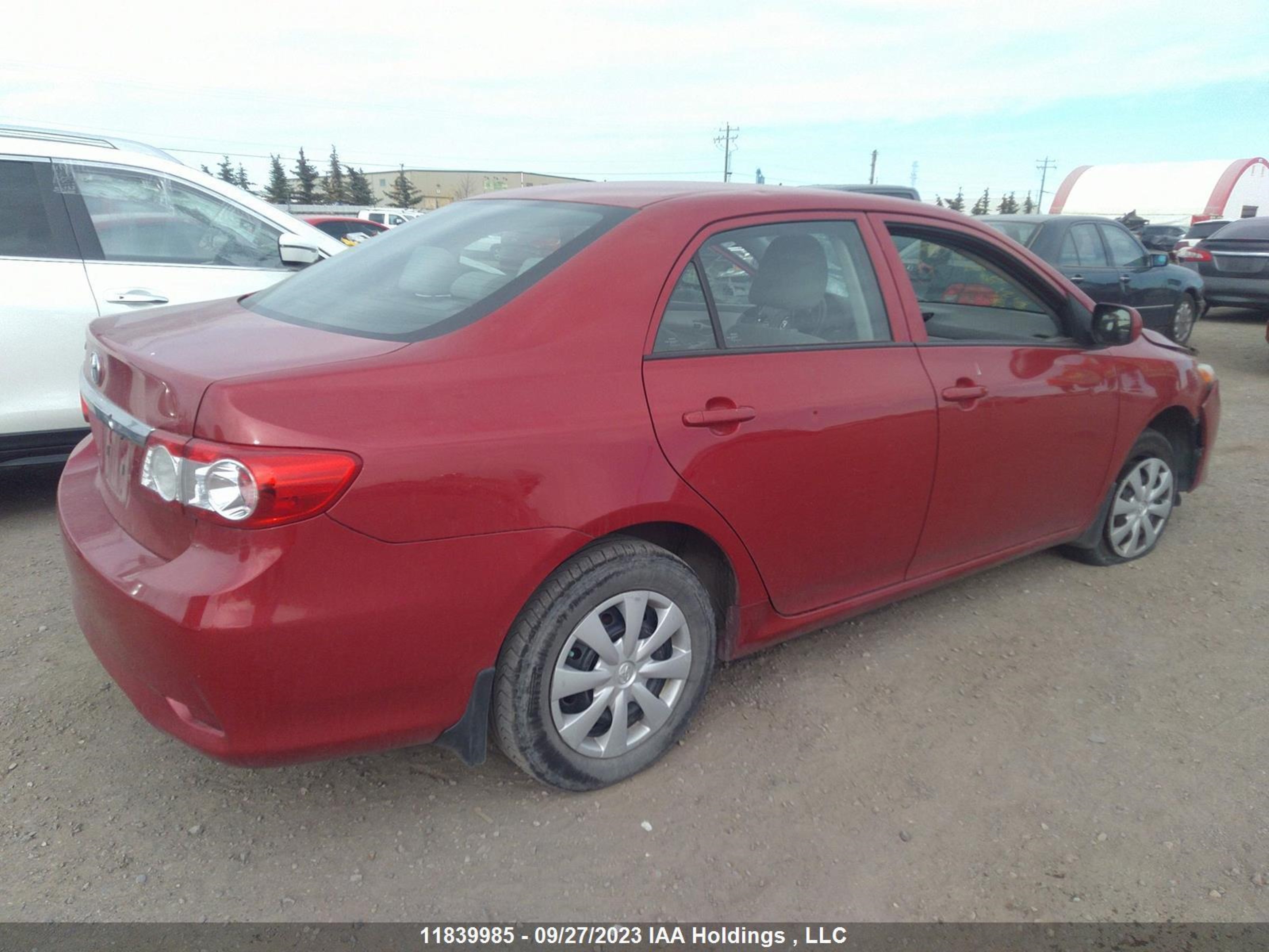 Photo 3 VIN: 2T1BU4EE7DC993808 - TOYOTA COROLLA 