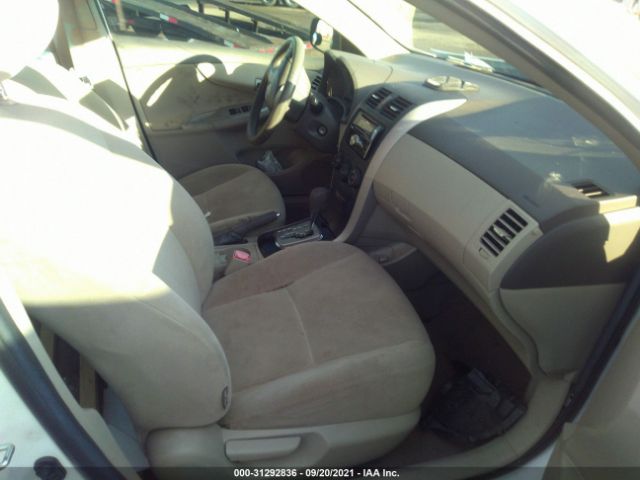 Photo 4 VIN: 2T1BU4EE8AC505039 - TOYOTA COROLLA 