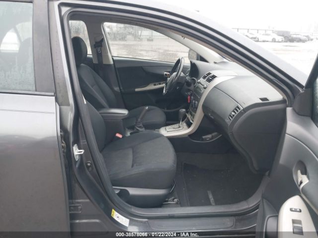 Photo 4 VIN: 2T1BU4EE8AC516056 - TOYOTA COROLLA 