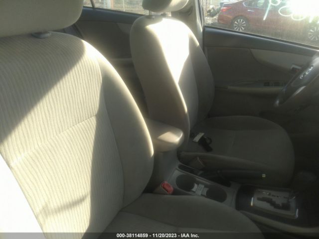 Photo 4 VIN: 2T1BU4EE8AC534928 - TOYOTA COROLLA 