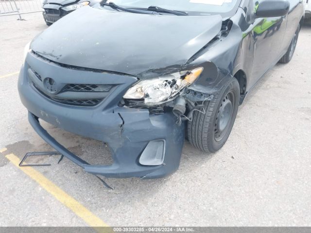 Photo 5 VIN: 2T1BU4EE8BC574606 - TOYOTA COROLLA 