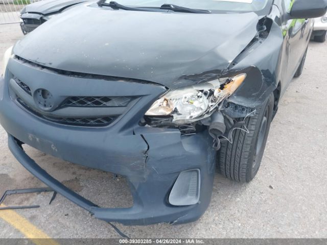 Photo 9 VIN: 2T1BU4EE8BC574606 - TOYOTA COROLLA 