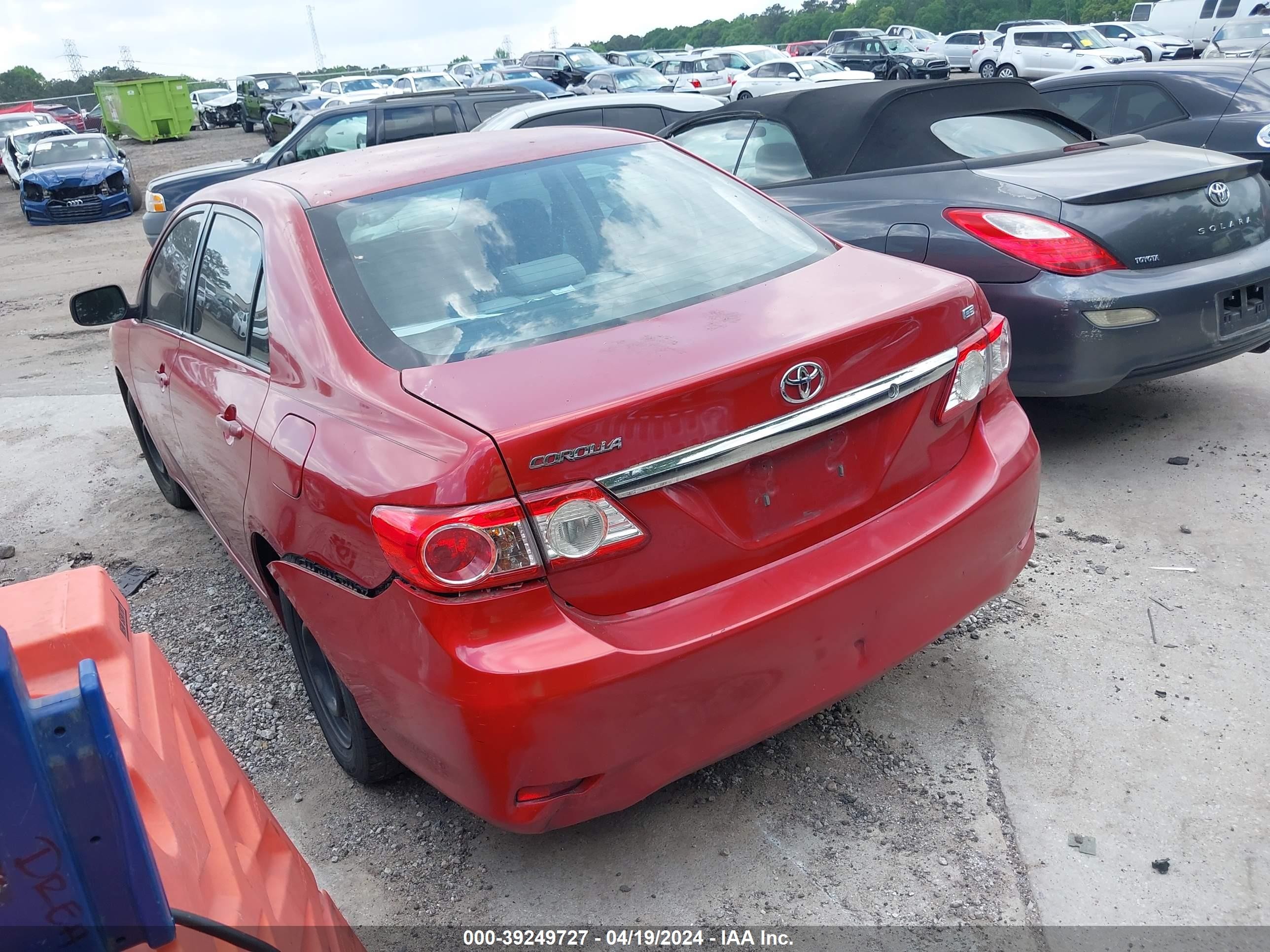 Photo 2 VIN: 2T1BU4EE8BC575934 - TOYOTA COROLLA 