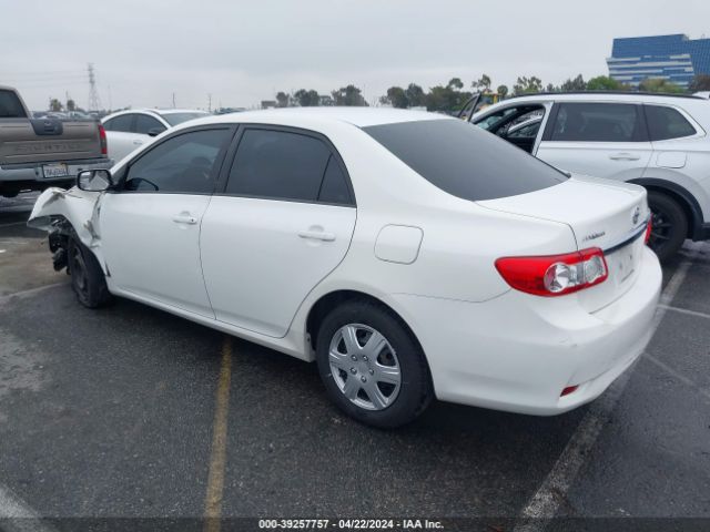 Photo 2 VIN: 2T1BU4EE8BC576713 - TOYOTA COROLLA 