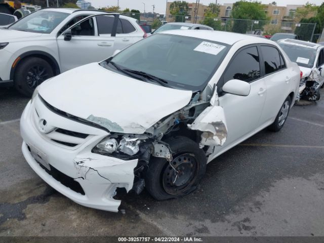 Photo 5 VIN: 2T1BU4EE8BC576713 - TOYOTA COROLLA 