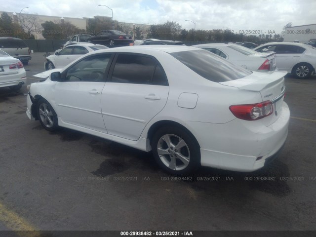 Photo 2 VIN: 2T1BU4EE8BC596394 - TOYOTA COROLLA 