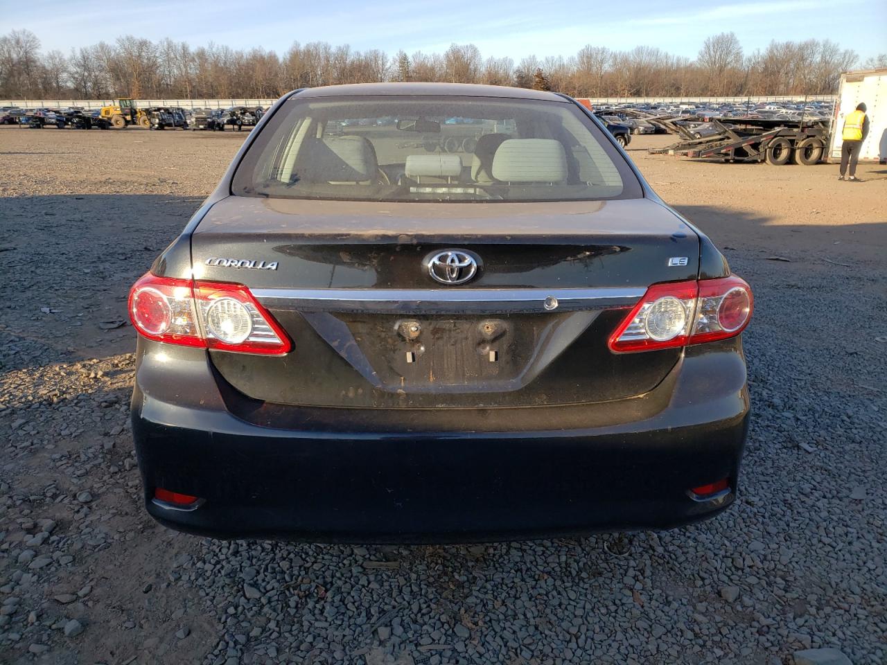 Photo 5 VIN: 2T1BU4EE8BC656951 - TOYOTA COROLLA 