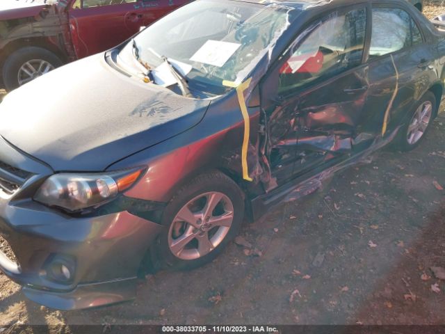 Photo 5 VIN: 2T1BU4EE8BC727064 - TOYOTA COROLLA 