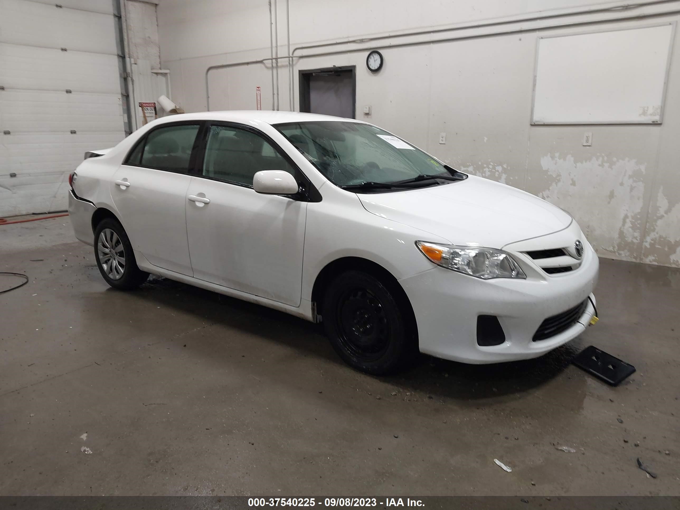 Photo 0 VIN: 2T1BU4EE8CC792787 - TOYOTA COROLLA 