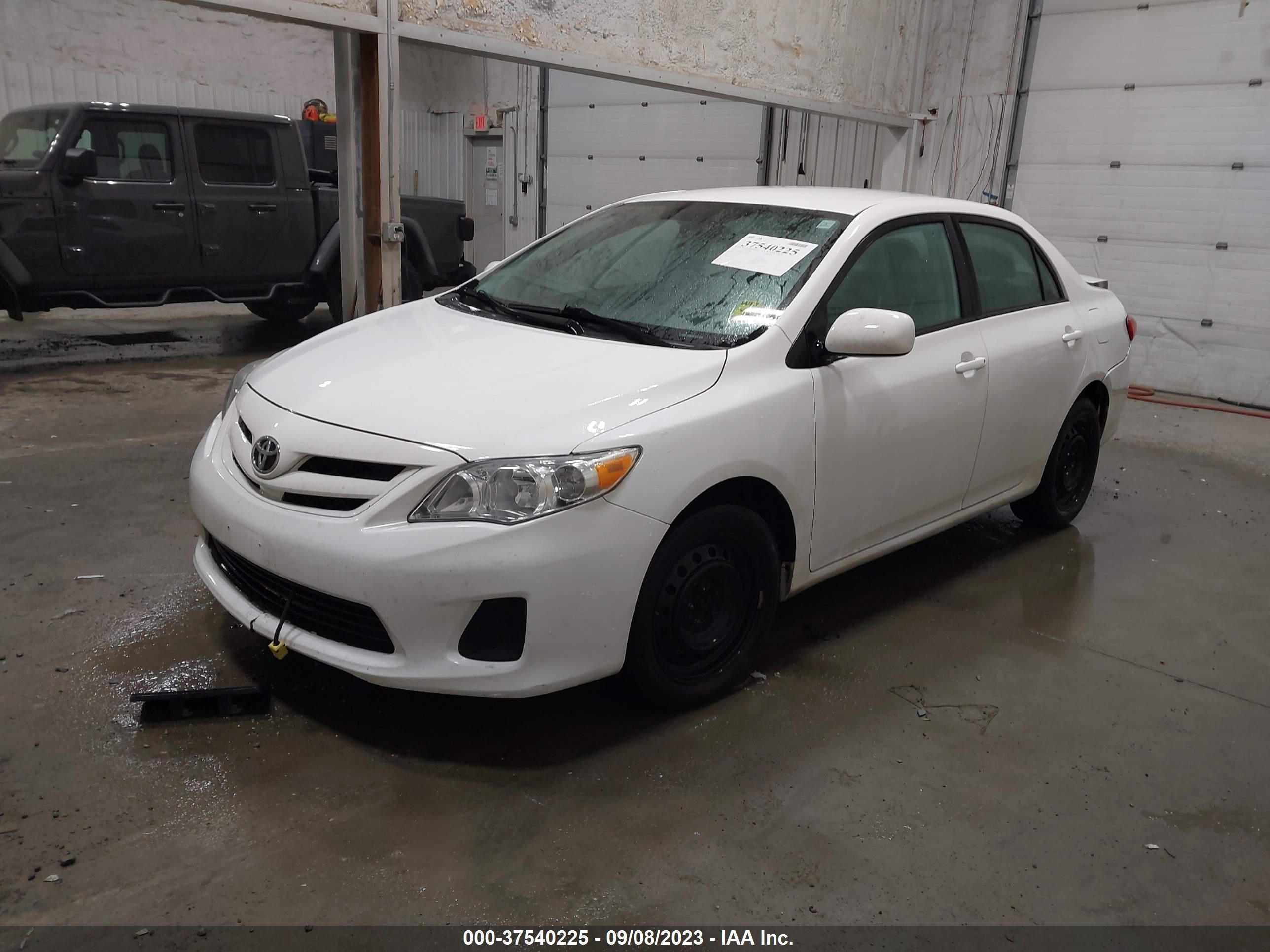 Photo 1 VIN: 2T1BU4EE8CC792787 - TOYOTA COROLLA 