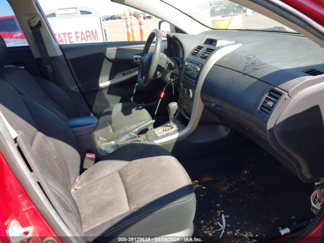 Photo 4 VIN: 2T1BU4EE8CC850073 - TOYOTA COROLLA 