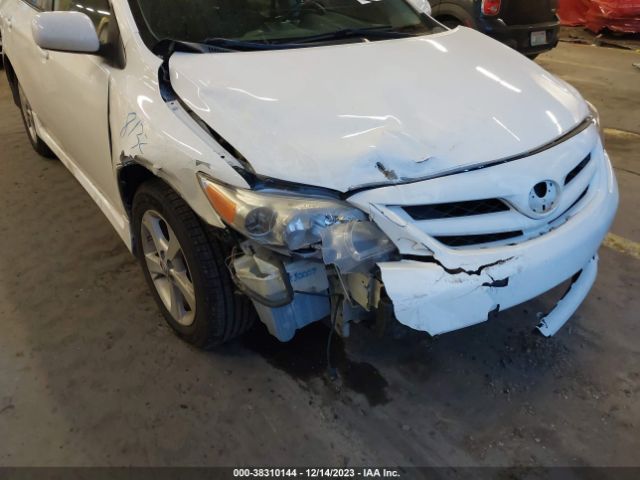 Photo 5 VIN: 2T1BU4EE8CC875345 - TOYOTA COROLLA 