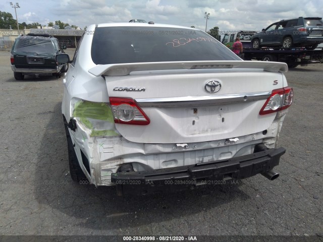 Photo 5 VIN: 2T1BU4EE8CC889584 - TOYOTA COROLLA 