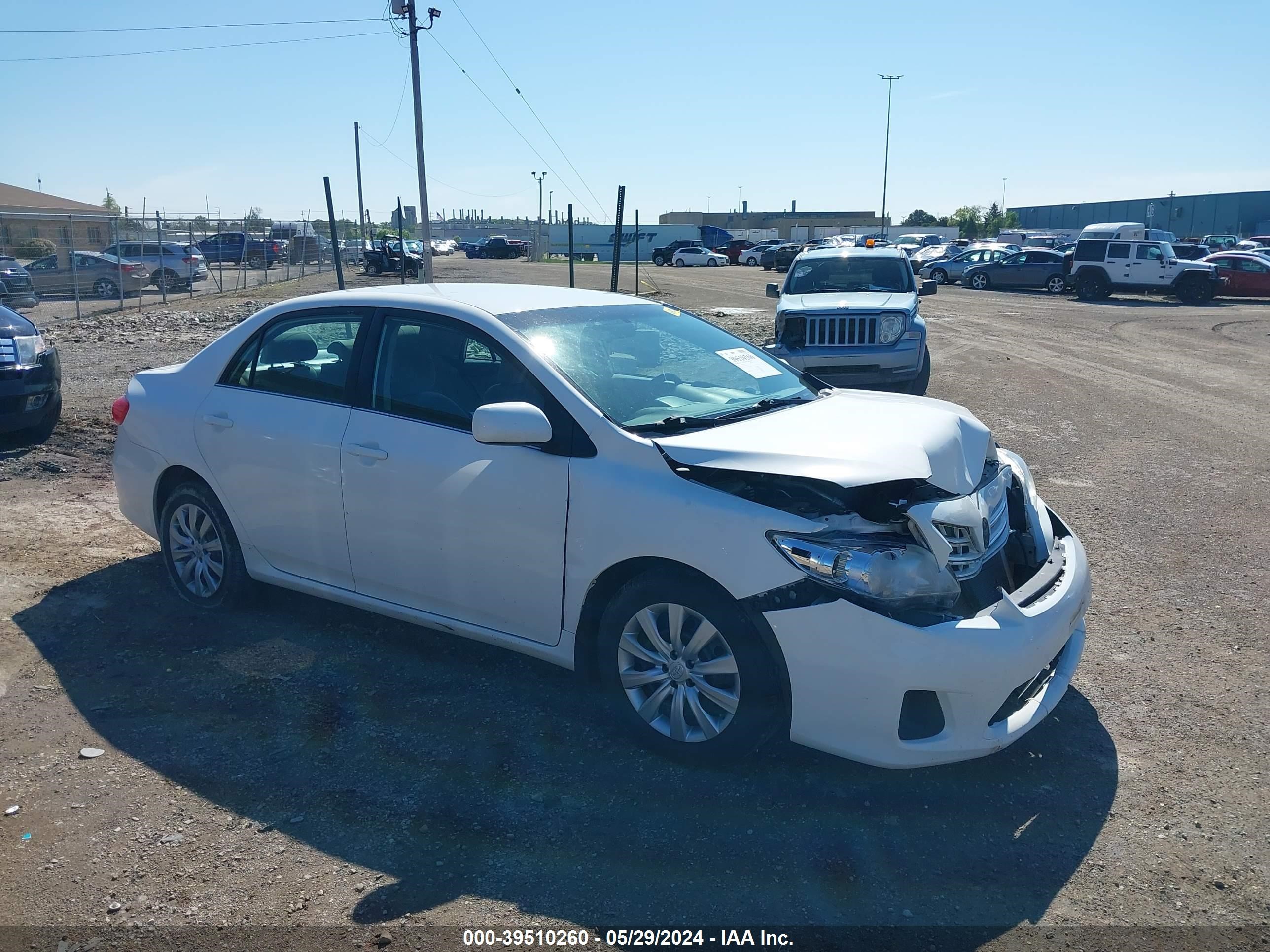 Photo 0 VIN: 2T1BU4EE8DC062945 - TOYOTA COROLLA 