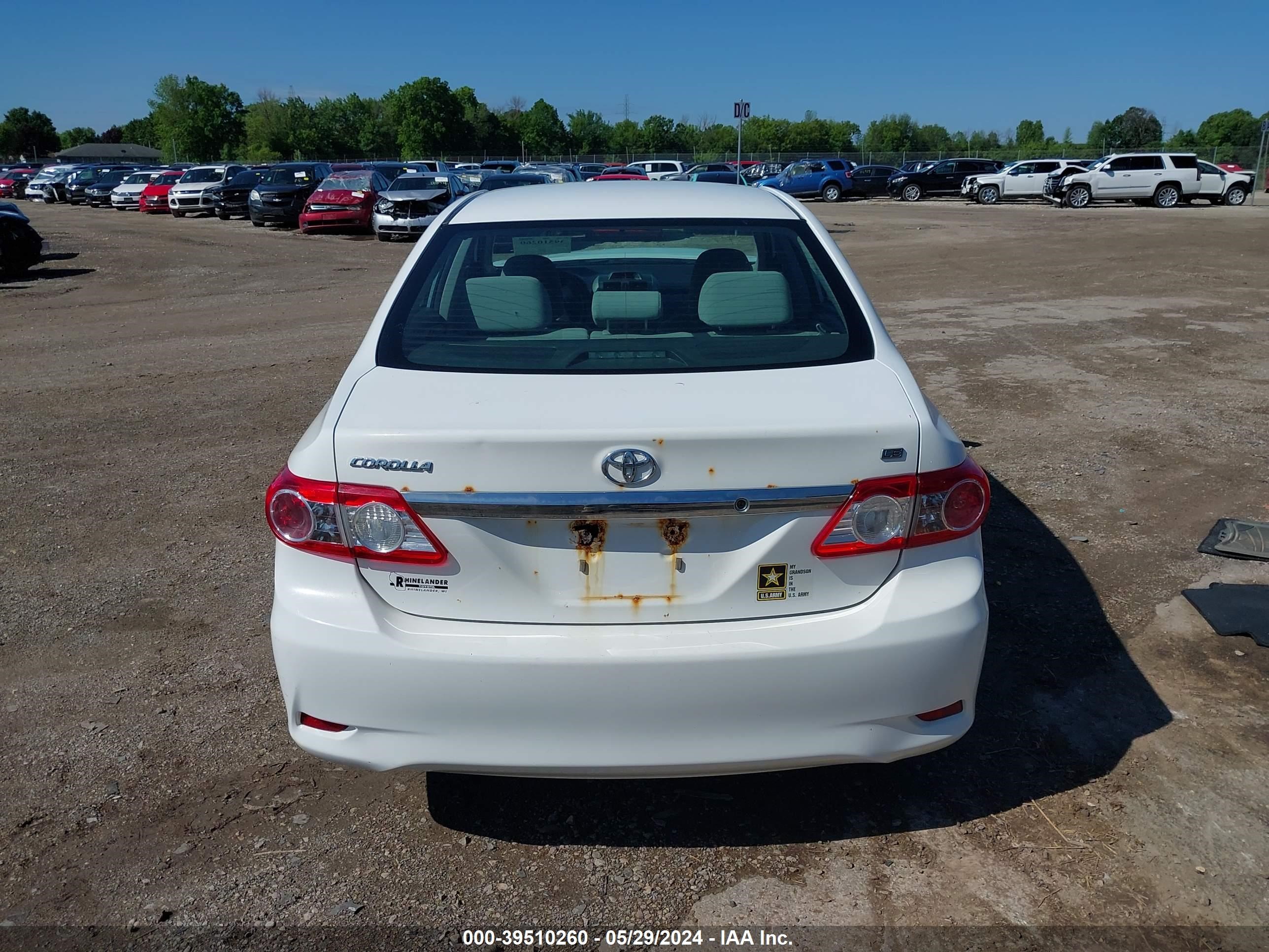 Photo 15 VIN: 2T1BU4EE8DC062945 - TOYOTA COROLLA 