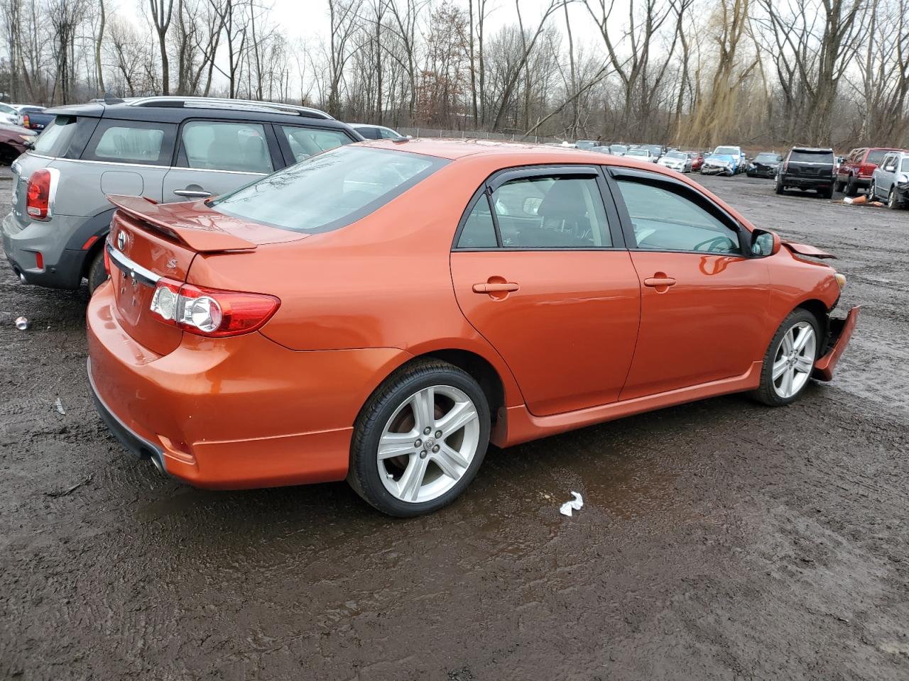 Photo 2 VIN: 2T1BU4EE8DC093967 - TOYOTA COROLLA 