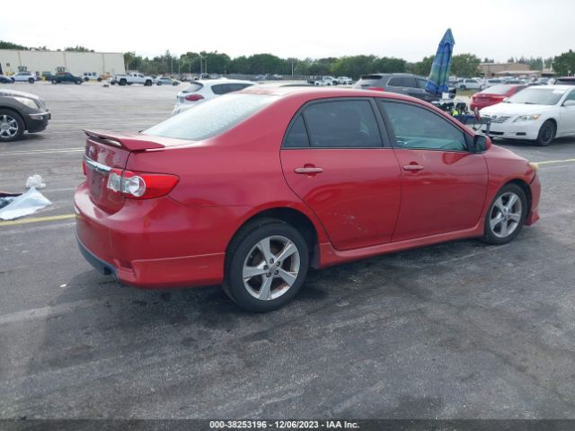 Photo 3 VIN: 2T1BU4EE8DC113456 - TOYOTA COROLLA 