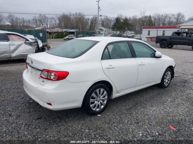 Photo 3 VIN: 2T1BU4EE8DC116387 - TOYOTA COROLLA 