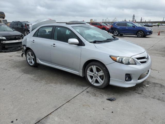 Photo 3 VIN: 2T1BU4EE8DC123498 - TOYOTA COROLLA 