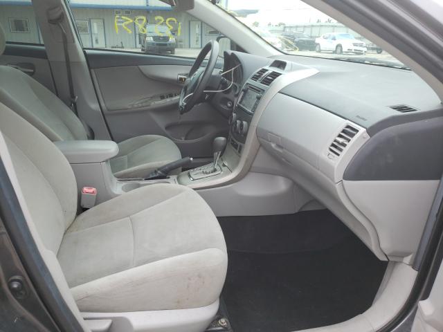 Photo 4 VIN: 2T1BU4EE8DC128121 - TOYOTA COROLLA BA 