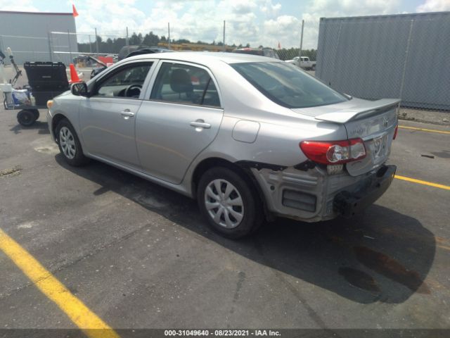 Photo 2 VIN: 2T1BU4EE8DC922133 - TOYOTA COROLLA 