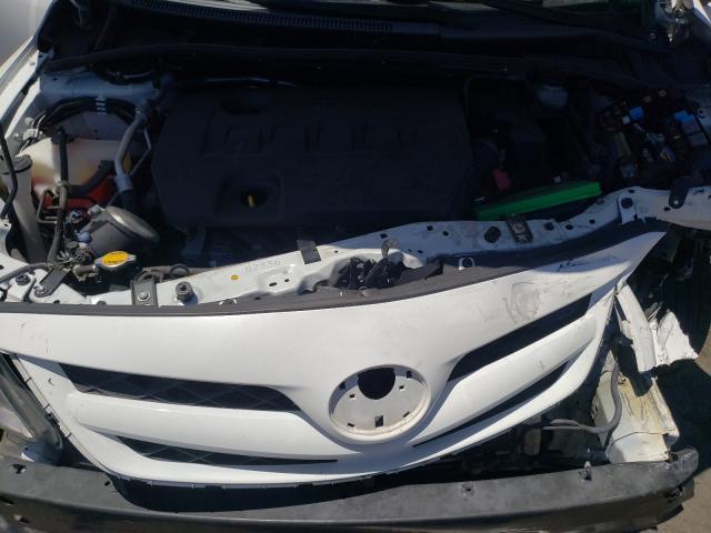 Photo 6 VIN: 2T1BU4EE8DC940633 - TOYOTA COROLLA LE 