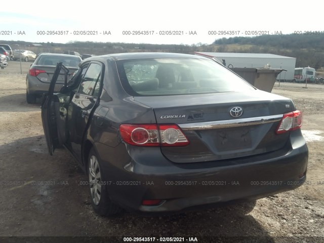 Photo 2 VIN: 2T1BU4EE8DC947288 - TOYOTA COROLLA 