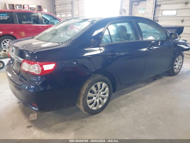 Photo 3 VIN: 2T1BU4EE8DC982509 - TOYOTA COROLLA 