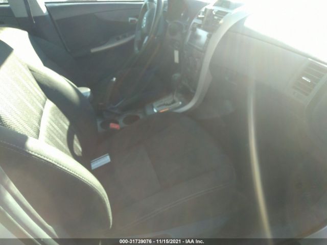 Photo 4 VIN: 2T1BU4EE8DC991971 - TOYOTA COROLLA 