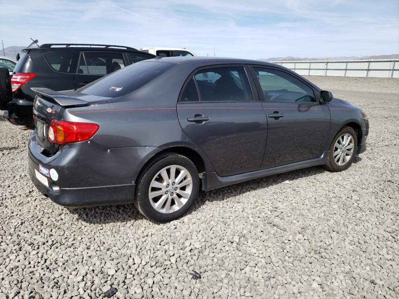 Photo 2 VIN: 2T1BU4EE9AC517989 - TOYOTA COROLLA 