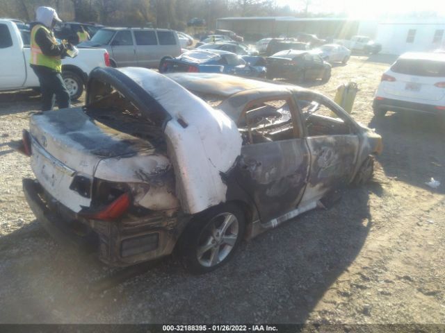 Photo 3 VIN: 2T1BU4EE9BC599045 - TOYOTA COROLLA 