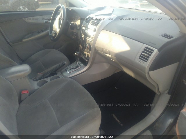 Photo 4 VIN: 2T1BU4EE9BC641178 - TOYOTA COROLLA 