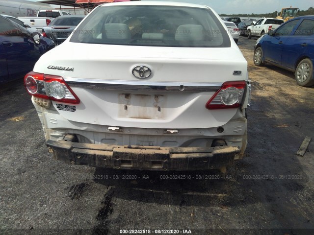 Photo 5 VIN: 2T1BU4EE9BC646980 - TOYOTA COROLLA 