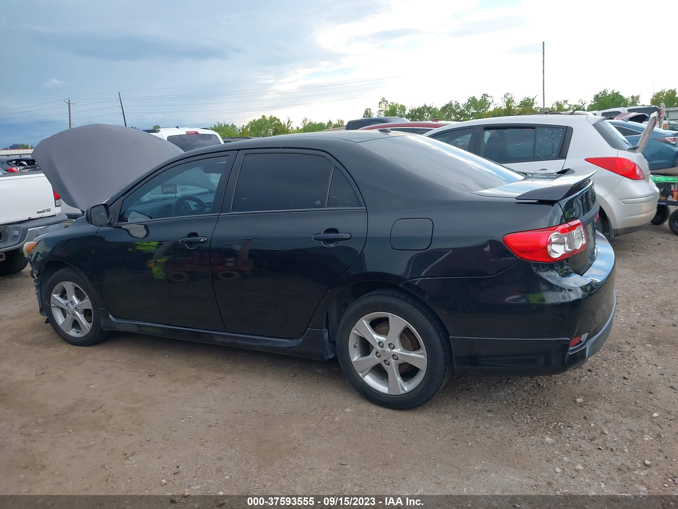 Photo 13 VIN: 2T1BU4EE9BC648521 - TOYOTA COROLLA 