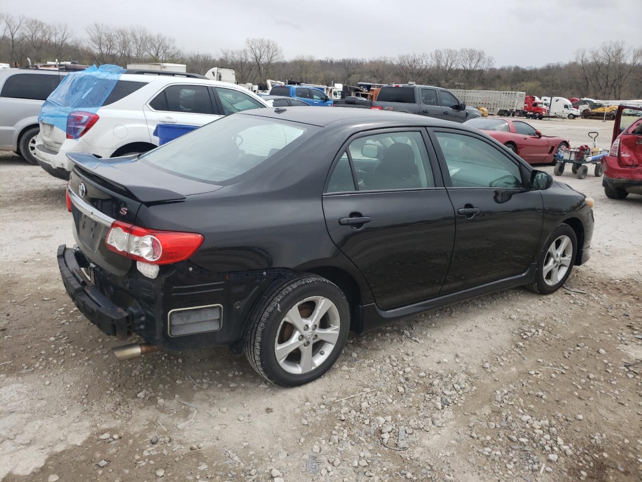 Photo 2 VIN: 2T1BU4EE9BC681079 - TOYOTA COROLLA 