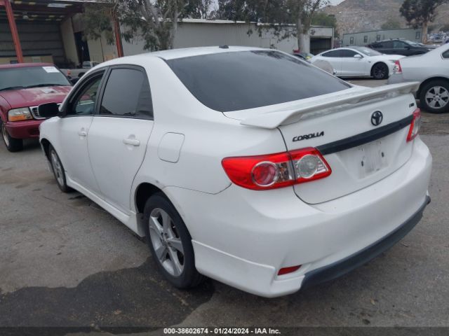 Photo 2 VIN: 2T1BU4EE9BC714291 - TOYOTA COROLLA 