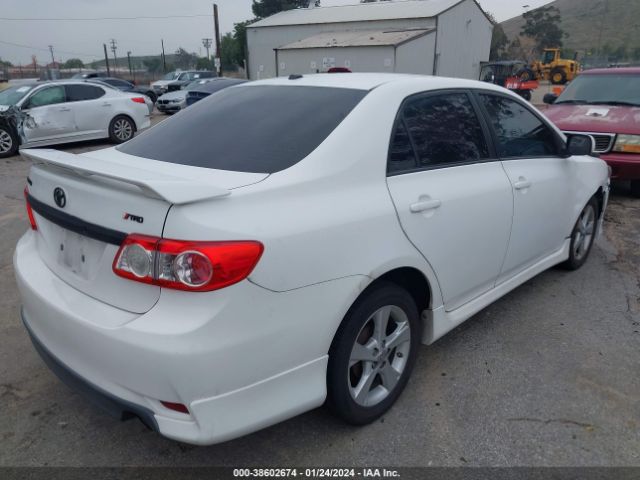 Photo 3 VIN: 2T1BU4EE9BC714291 - TOYOTA COROLLA 