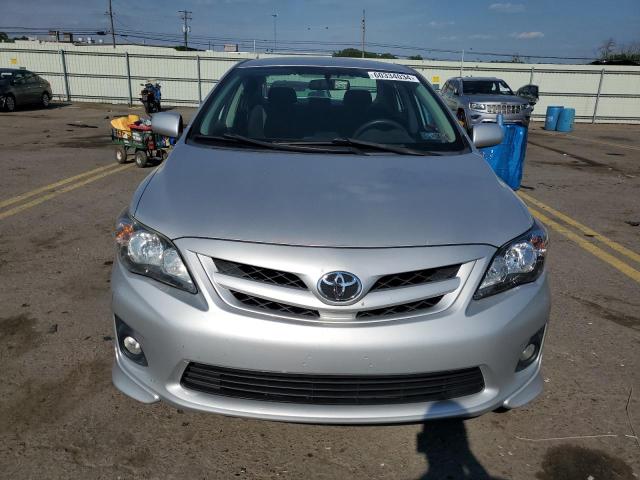 Photo 4 VIN: 2T1BU4EE9CC835467 - TOYOTA COROLLA 