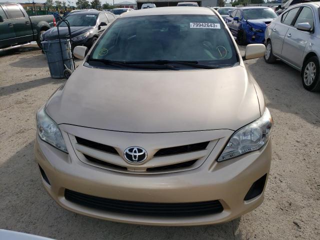 Photo 4 VIN: 2T1BU4EE9CC903007 - TOYOTA COROLLA 